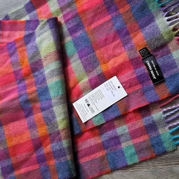 JOHN HANLY NEW SCARF - Picture 3 of 3